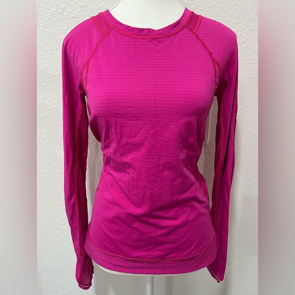 LULULEMON Run For Gold Long Sleeve EUC - Picture 5 of 12